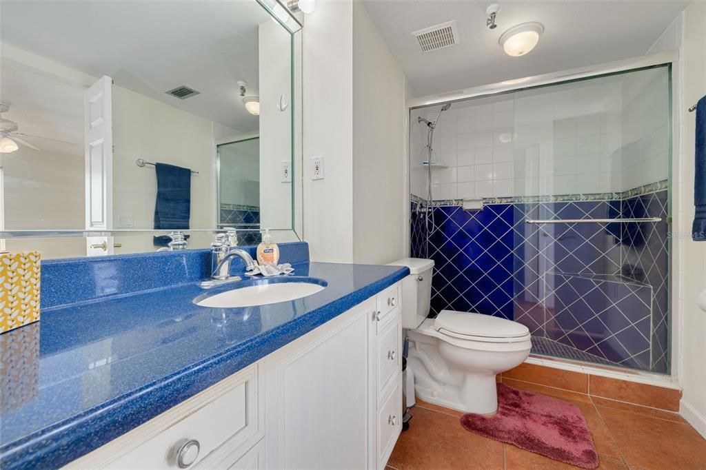 For Rent: $2,750 (2 beds, 2 baths, 1140 Square Feet)