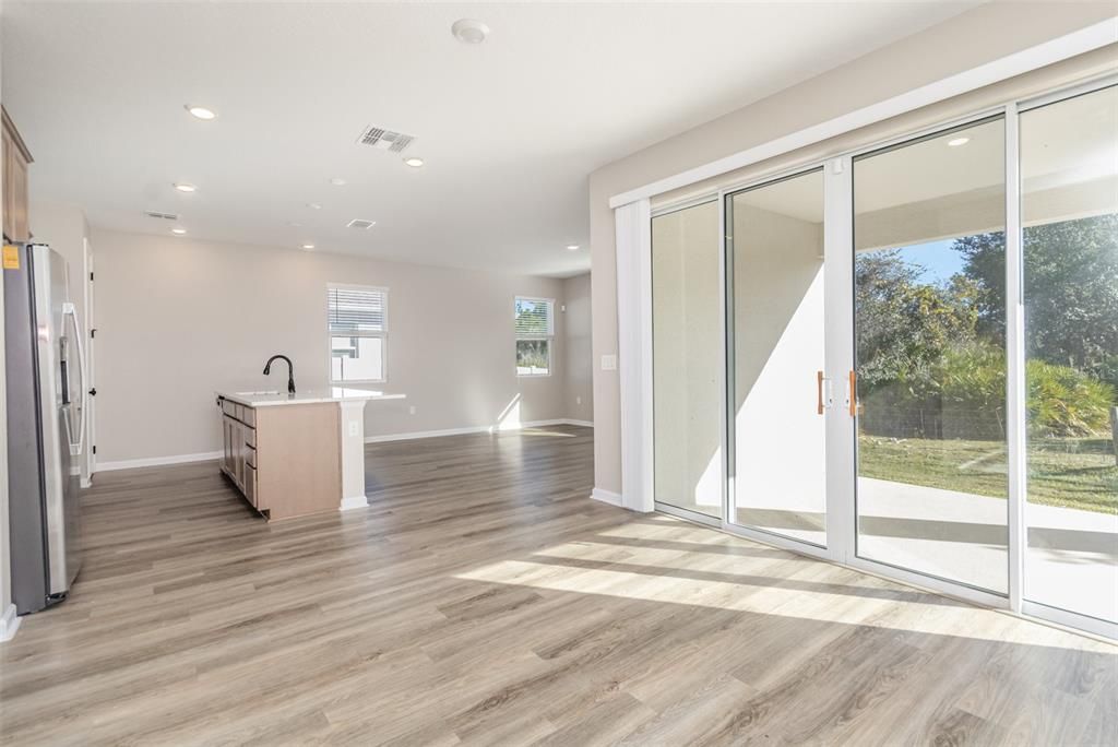 For Rent: $2,600 (4 beds, 3 baths, 2175 Square Feet)