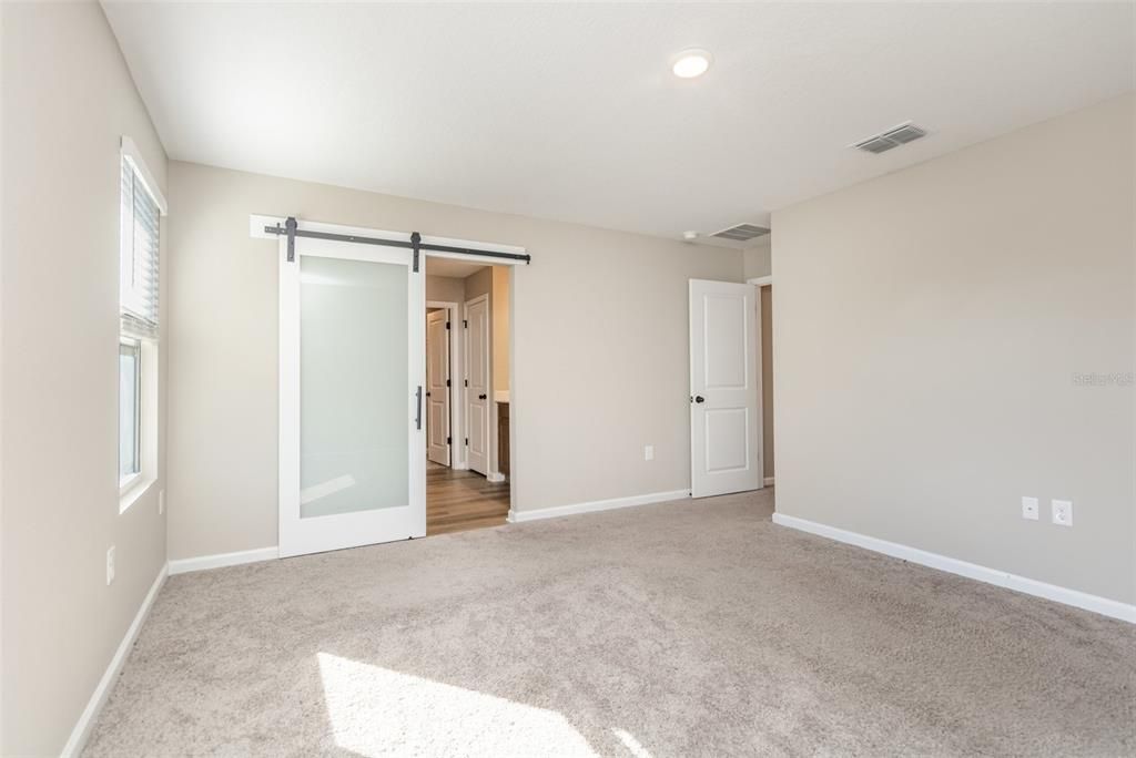 For Rent: $2,600 (4 beds, 3 baths, 2175 Square Feet)