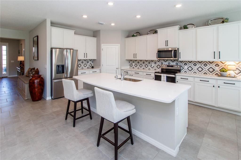 For Rent: $3,500 (4 beds, 3 baths, 2537 Square Feet)