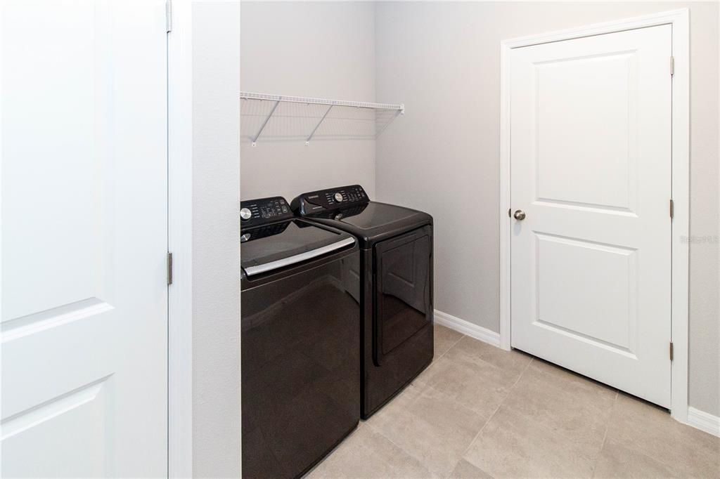 For Rent: $3,500 (4 beds, 3 baths, 2537 Square Feet)