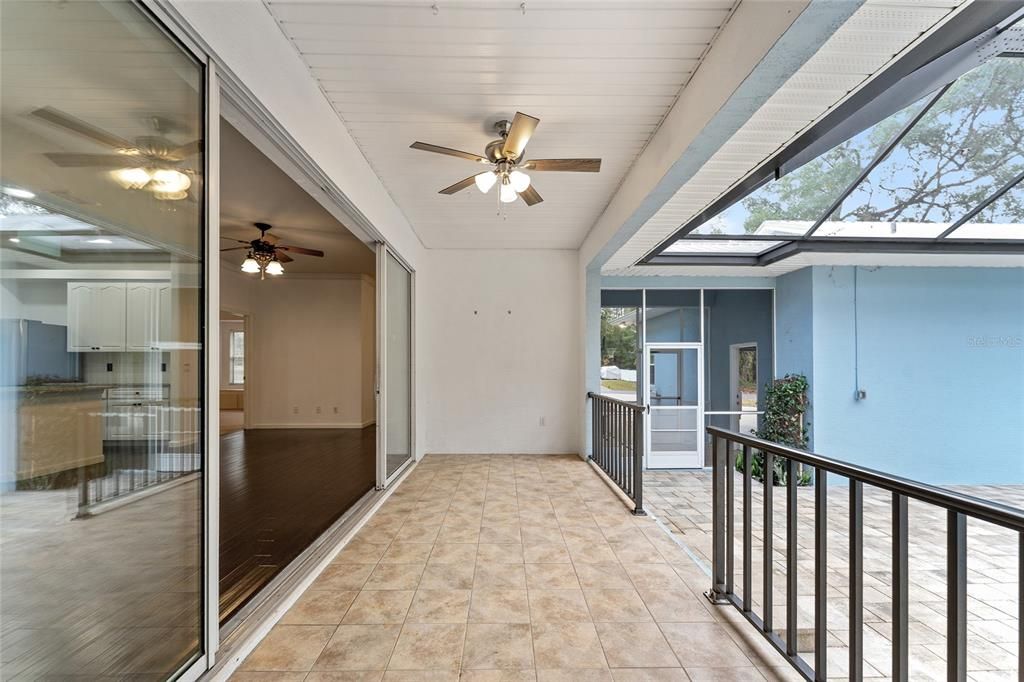 待售: $589,900 (4 贝兹, 2 浴室, 2406 平方英尺)