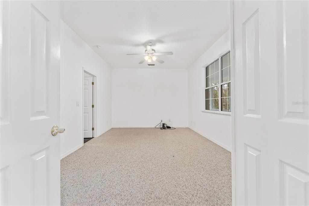 待售: $589,900 (4 贝兹, 2 浴室, 2406 平方英尺)