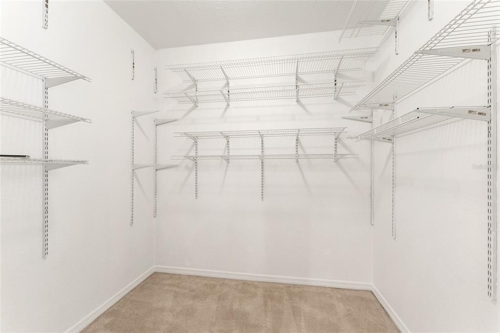 待售: $589,900 (4 贝兹, 2 浴室, 2406 平方英尺)