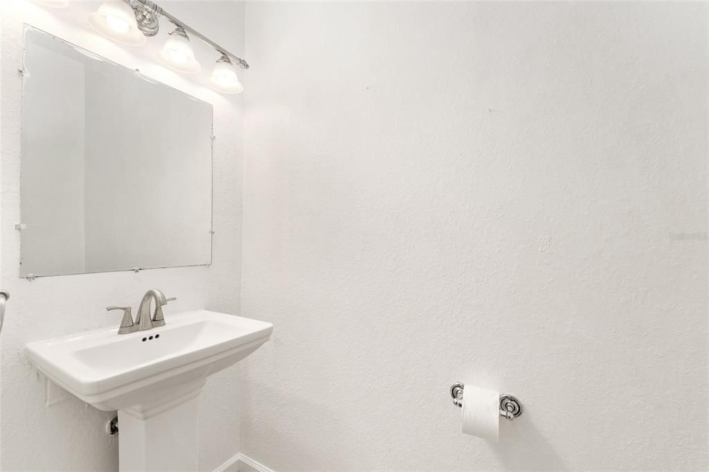 待售: $589,900 (4 贝兹, 2 浴室, 2406 平方英尺)