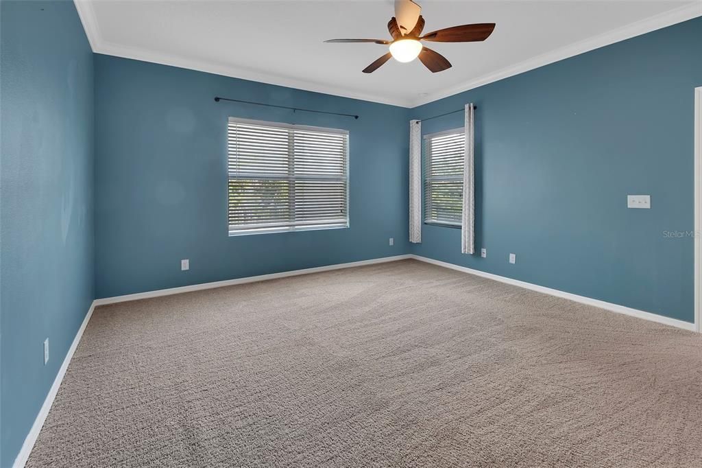 For Sale: $499,000 (4 beds, 3 baths, 2804 Square Feet)