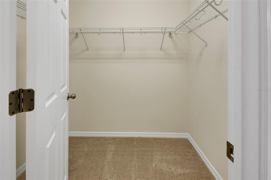 For Sale: $499,000 (4 beds, 3 baths, 2804 Square Feet)