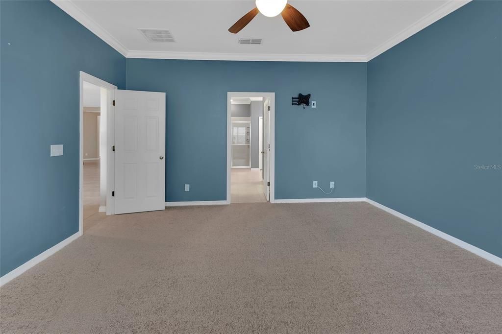 For Sale: $499,000 (4 beds, 3 baths, 2804 Square Feet)