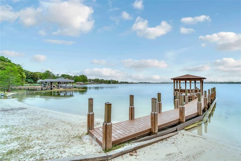 For Sale: $1,275,000 (4 beds, 3 baths, 3505 Square Feet)