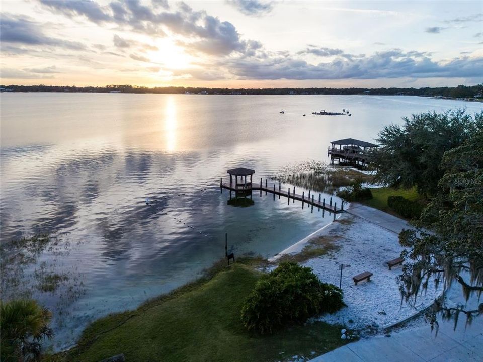 For Sale: $1,275,000 (4 beds, 3 baths, 3505 Square Feet)