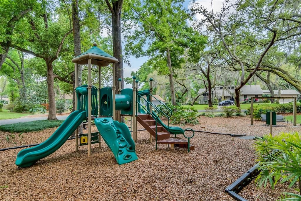 For Sale: $1,275,000 (4 beds, 3 baths, 3505 Square Feet)