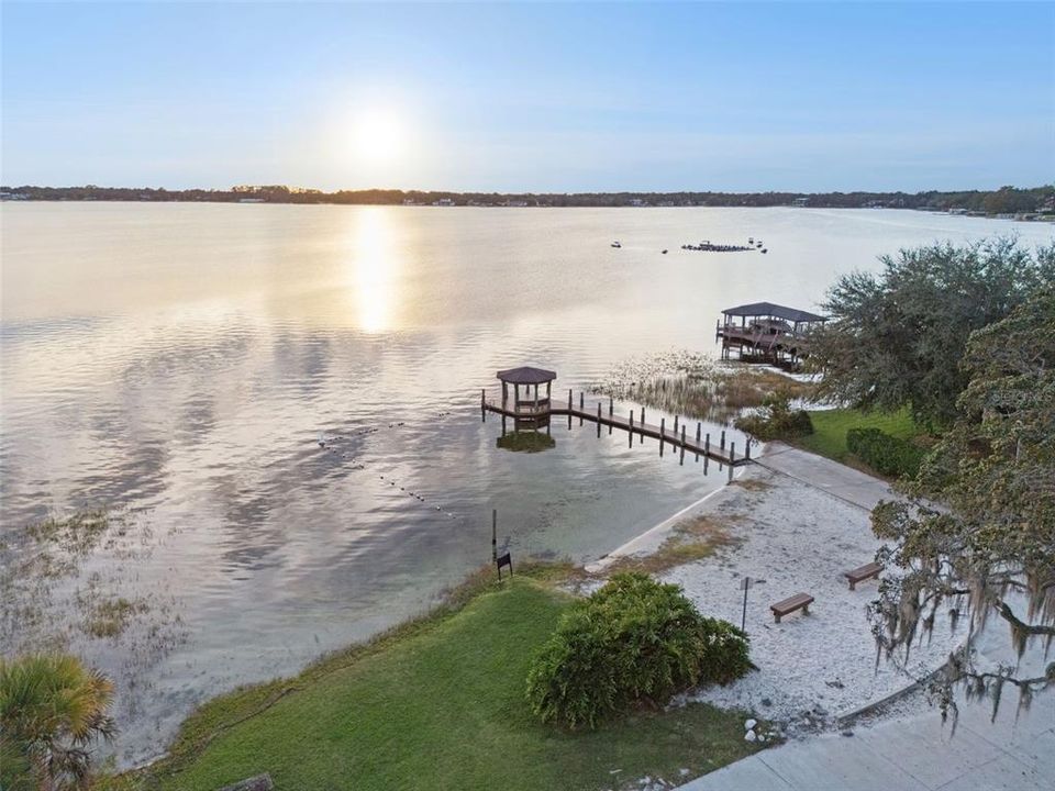 For Sale: $1,275,000 (4 beds, 3 baths, 3505 Square Feet)