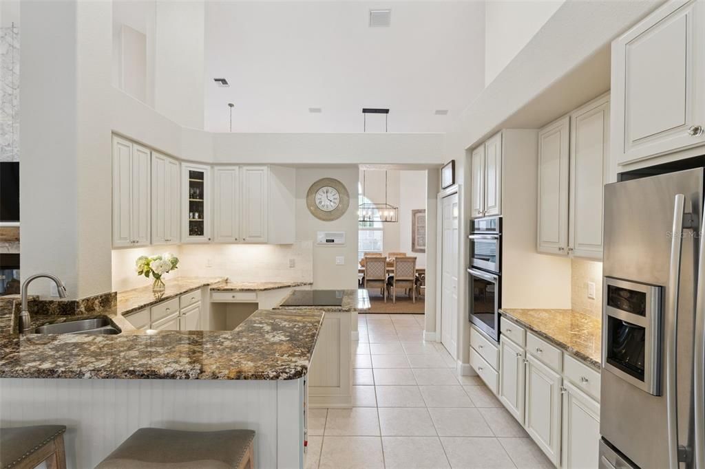 For Sale: $1,275,000 (4 beds, 3 baths, 3505 Square Feet)