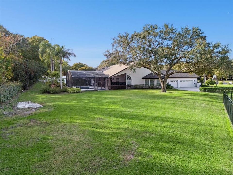 For Sale: $1,275,000 (4 beds, 3 baths, 3505 Square Feet)