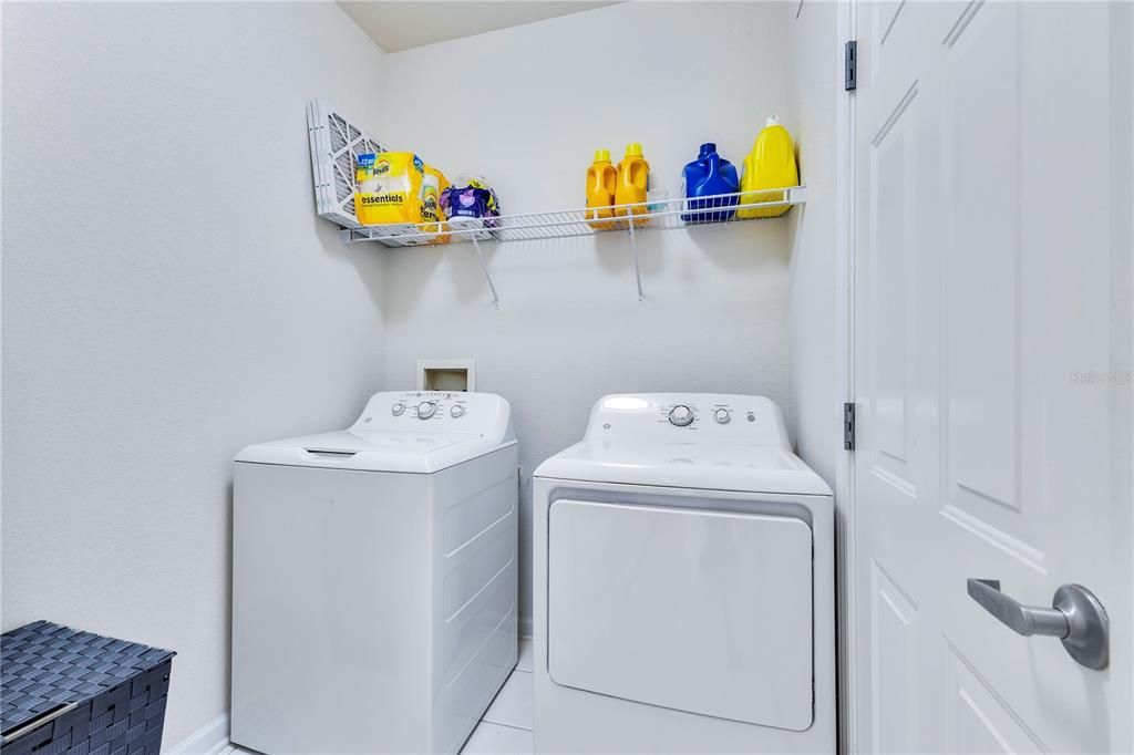 For Sale: $189,700 (2 beds, 2 baths, 1261 Square Feet)