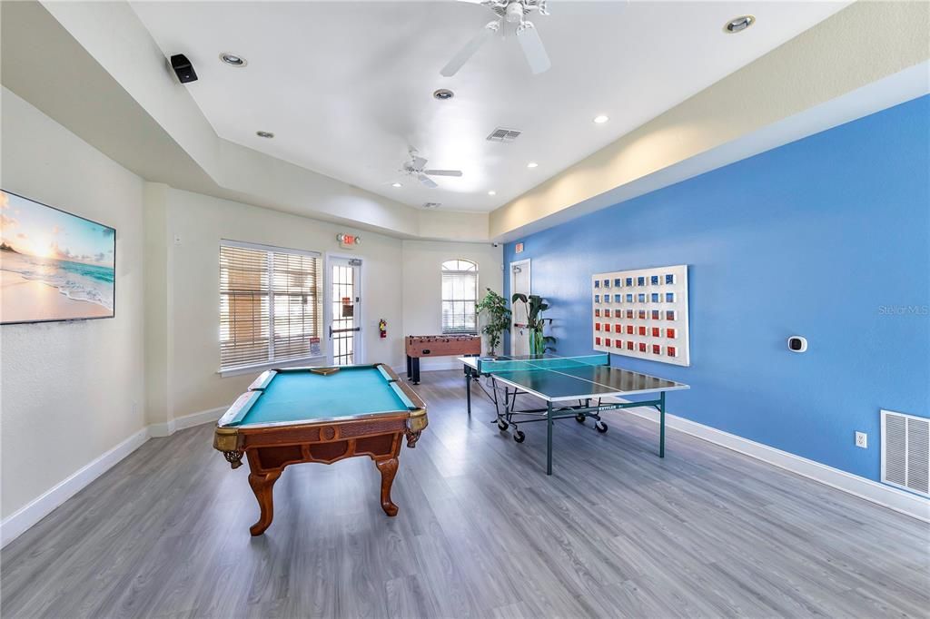 For Sale: $189,700 (2 beds, 2 baths, 1261 Square Feet)