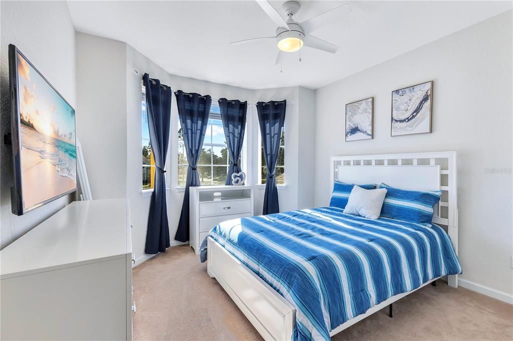 For Sale: $189,700 (2 beds, 2 baths, 1261 Square Feet)