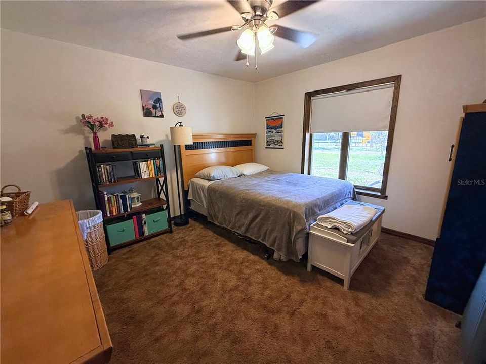 En Venta: $348,000 (3 camas, 2 baños, 2315 Pies cuadrados)