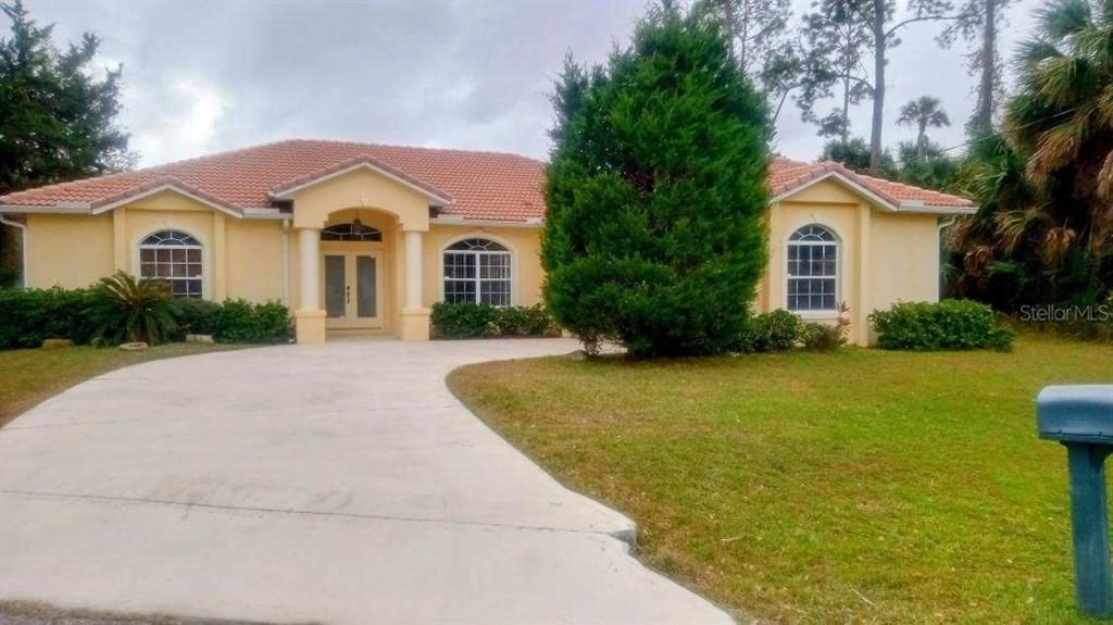 出租: $2,500 (3 贝兹, 2 浴室, 1665 平方英尺)