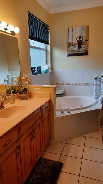 出租: $2,500 (3 贝兹, 2 浴室, 1665 平方英尺)