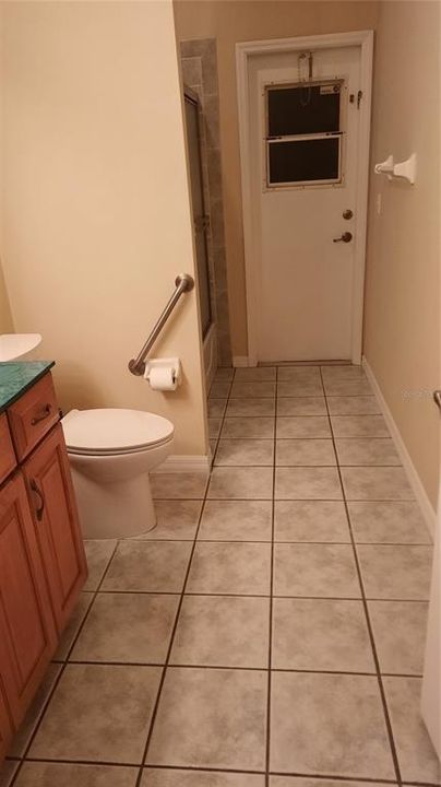 出租: $2,500 (3 贝兹, 2 浴室, 1665 平方英尺)