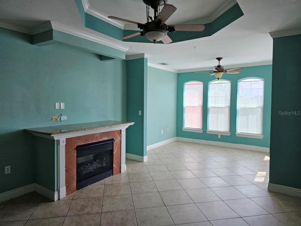 For Sale: $249,900 (2 beds, 2 baths, 1230 Square Feet)