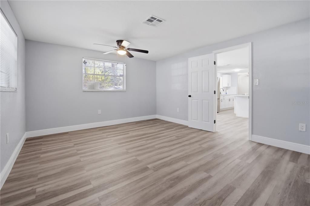 待售: $499,000 (3 贝兹, 2 浴室, 1239 平方英尺)