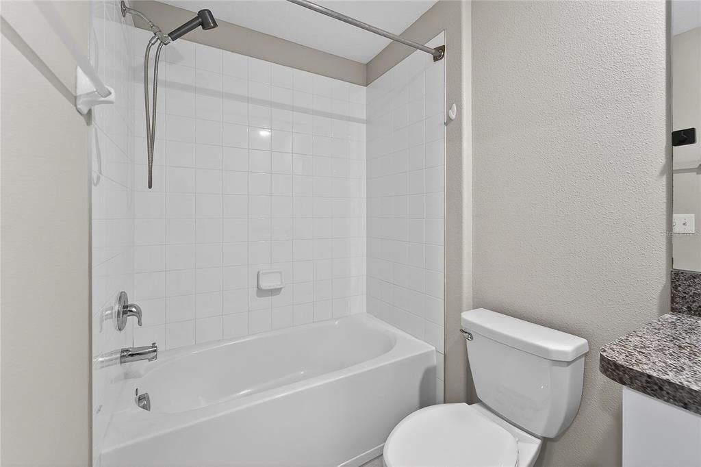 For Sale: $299,900 (3 beds, 2 baths, 1451 Square Feet)