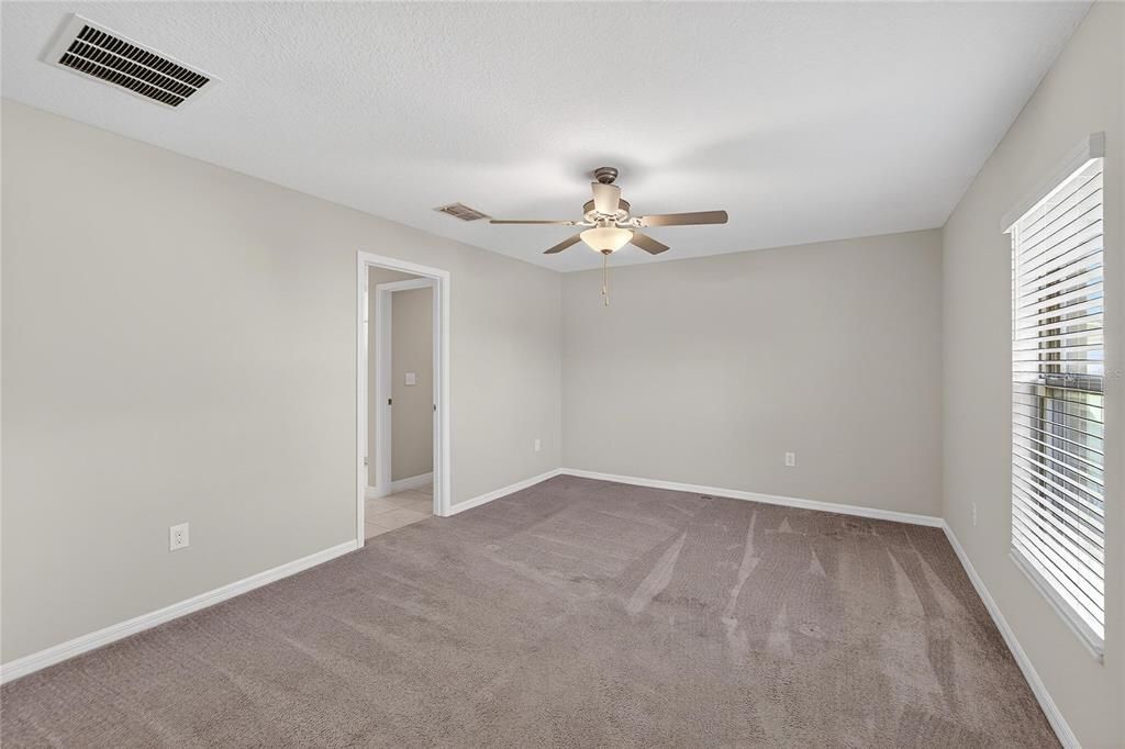 For Sale: $299,900 (3 beds, 2 baths, 1451 Square Feet)