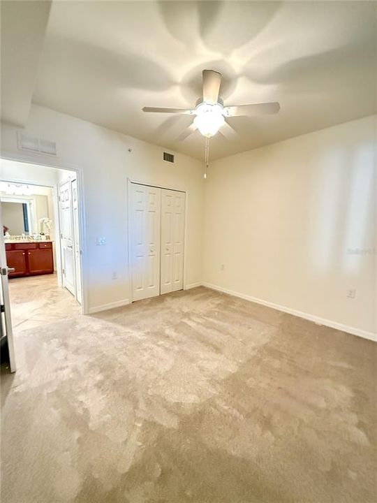 For Rent: $2,500 (2 beds, 2 baths, 1121 Square Feet)
