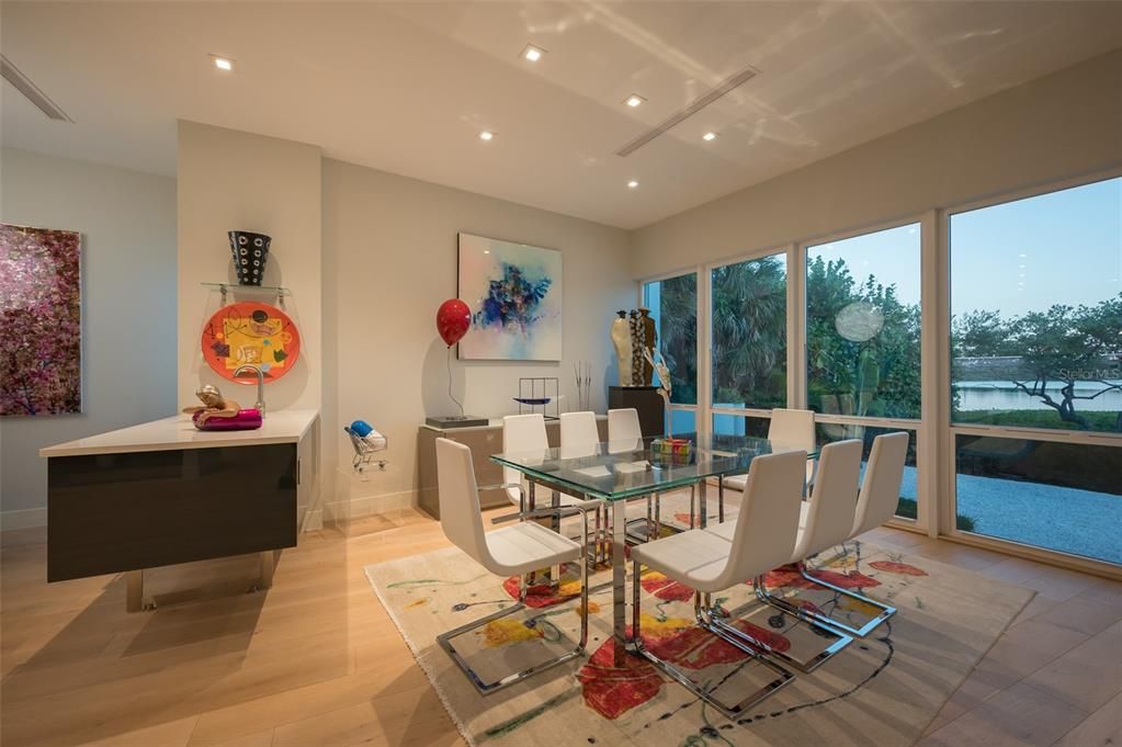 En Venta: $7,500,000 (5 camas, 3 baños, 4284 Pies cuadrados)