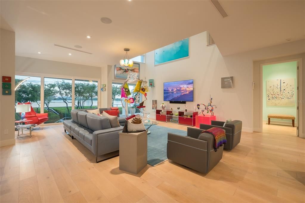 En Venta: $7,500,000 (5 camas, 3 baños, 4284 Pies cuadrados)