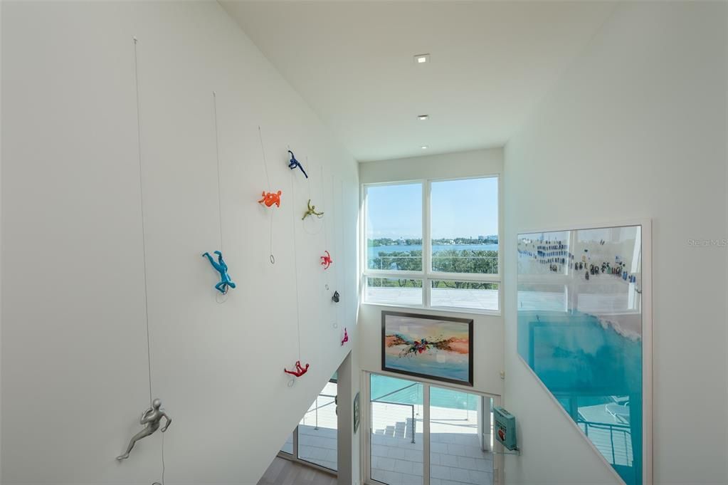 En Venta: $7,500,000 (5 camas, 3 baños, 4284 Pies cuadrados)