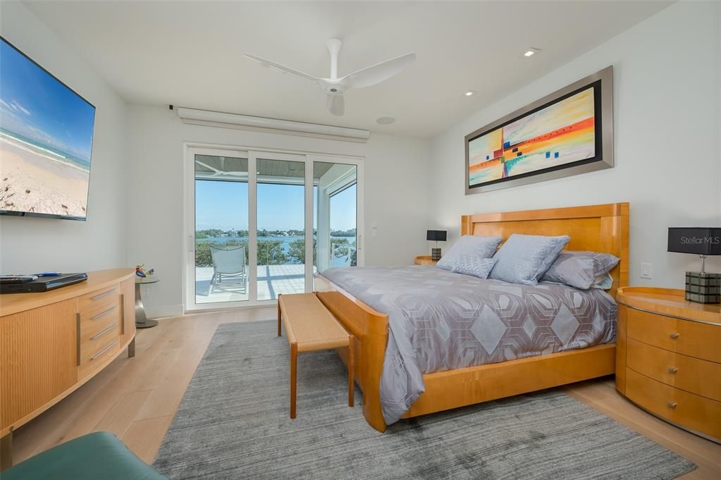En Venta: $7,500,000 (5 camas, 3 baños, 4284 Pies cuadrados)