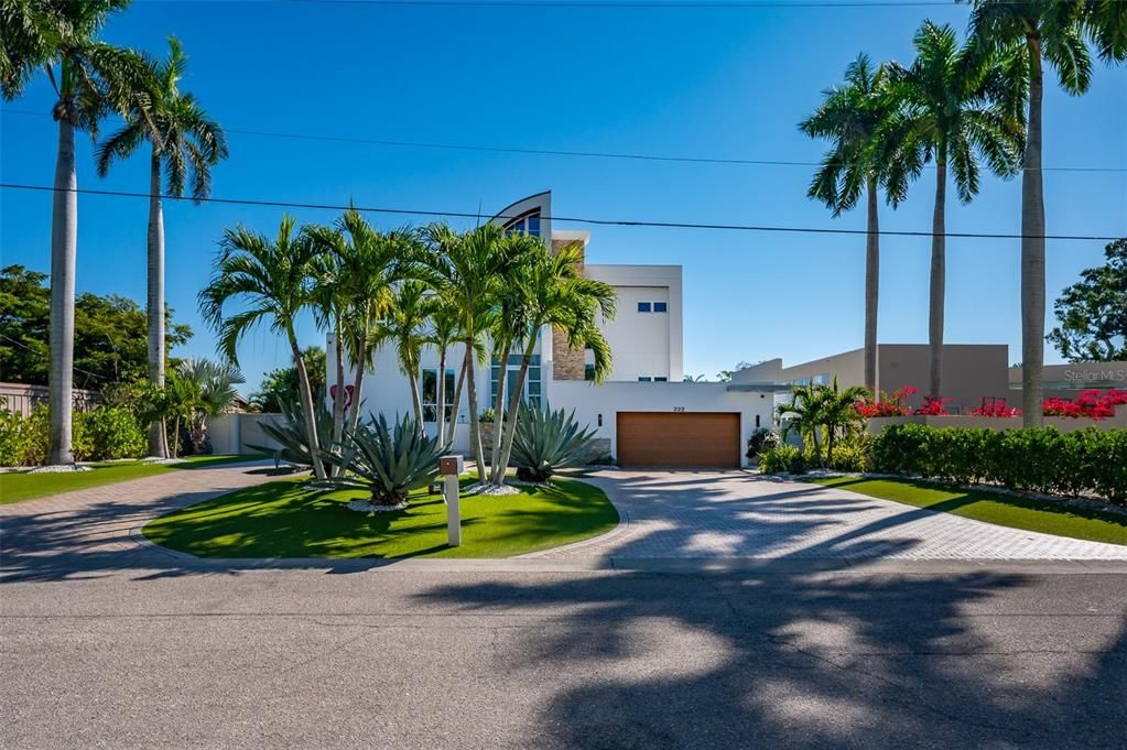 En Venta: $7,500,000 (5 camas, 3 baños, 4284 Pies cuadrados)
