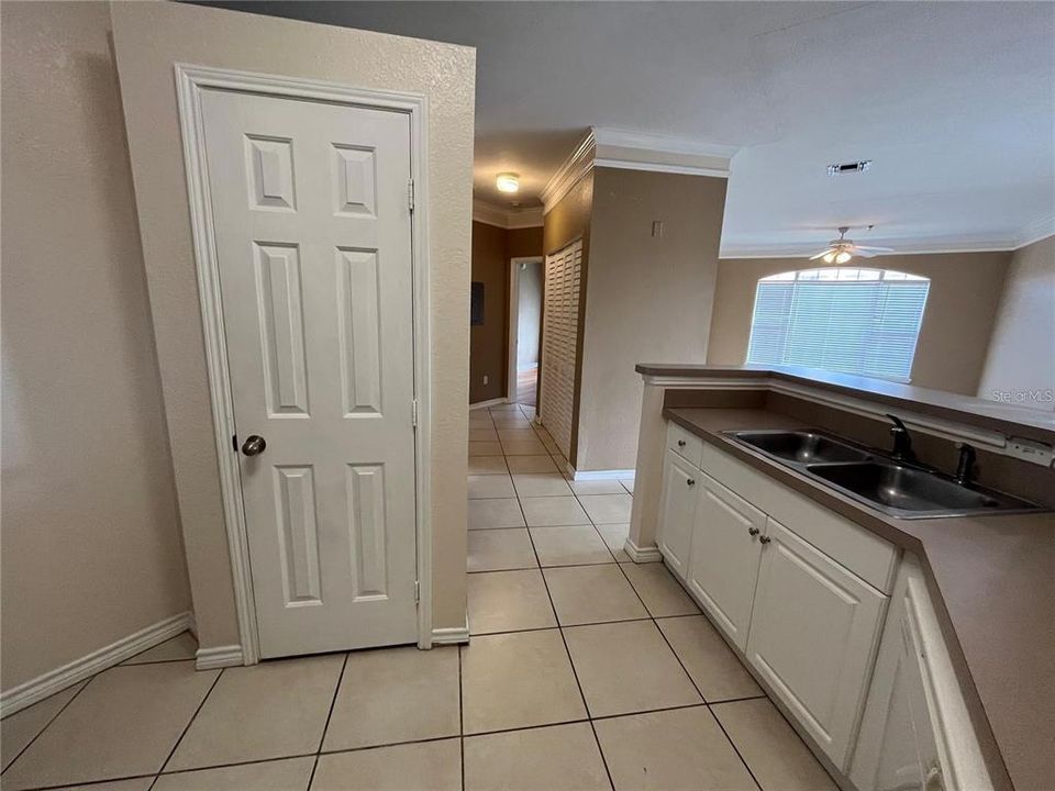 出租: $1,850 (2 贝兹, 2 浴室, 1153 平方英尺)