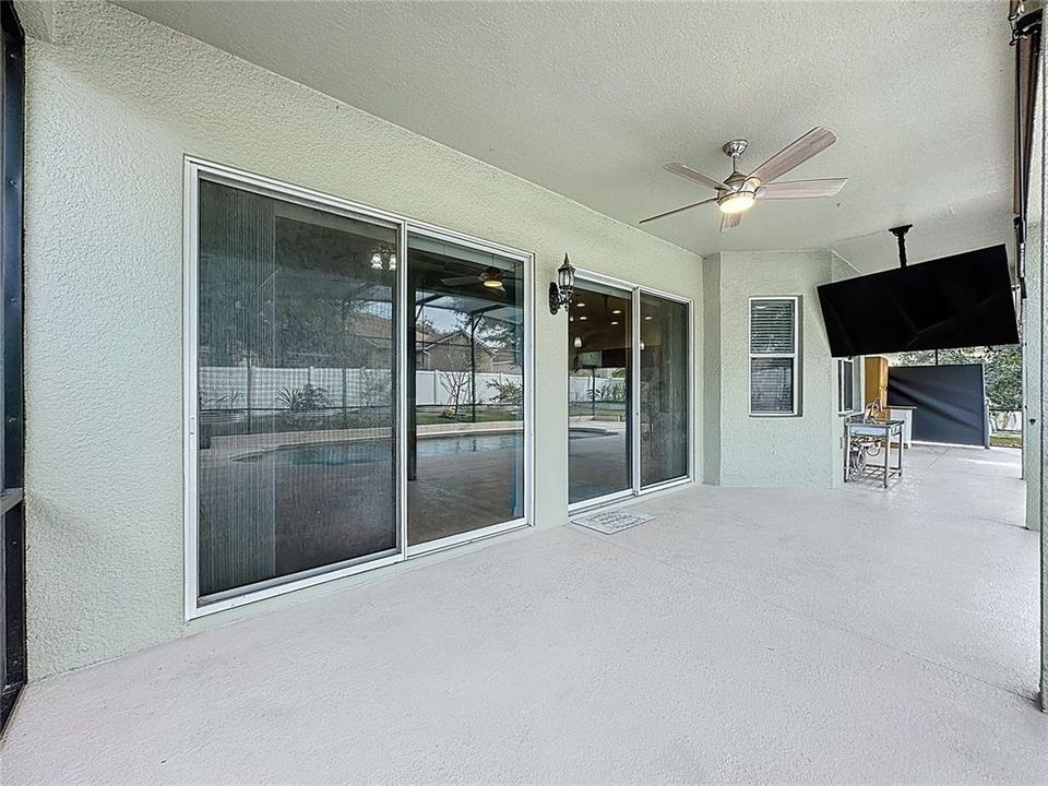 На продажу: $676,000 (5 спален, 4 ванн, 3716 Квадратных фут)