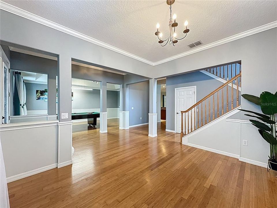 На продажу: $676,000 (5 спален, 4 ванн, 3716 Квадратных фут)