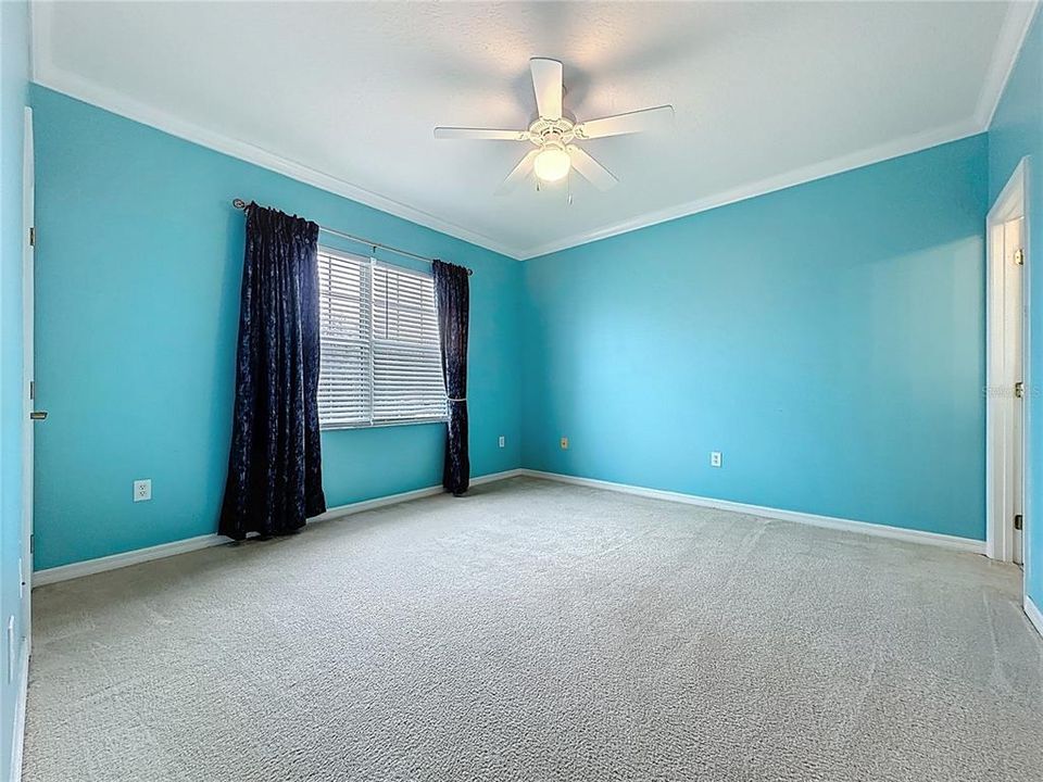 На продажу: $676,000 (5 спален, 4 ванн, 3716 Квадратных фут)