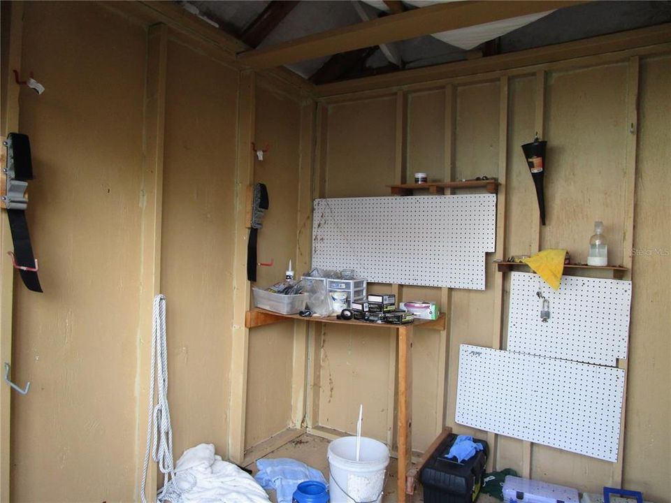 For Sale: $255,000 (3 beds, 2 baths, 1248 Square Feet)