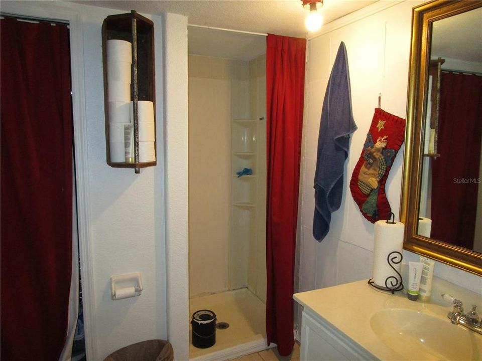 For Sale: $255,000 (3 beds, 2 baths, 1248 Square Feet)