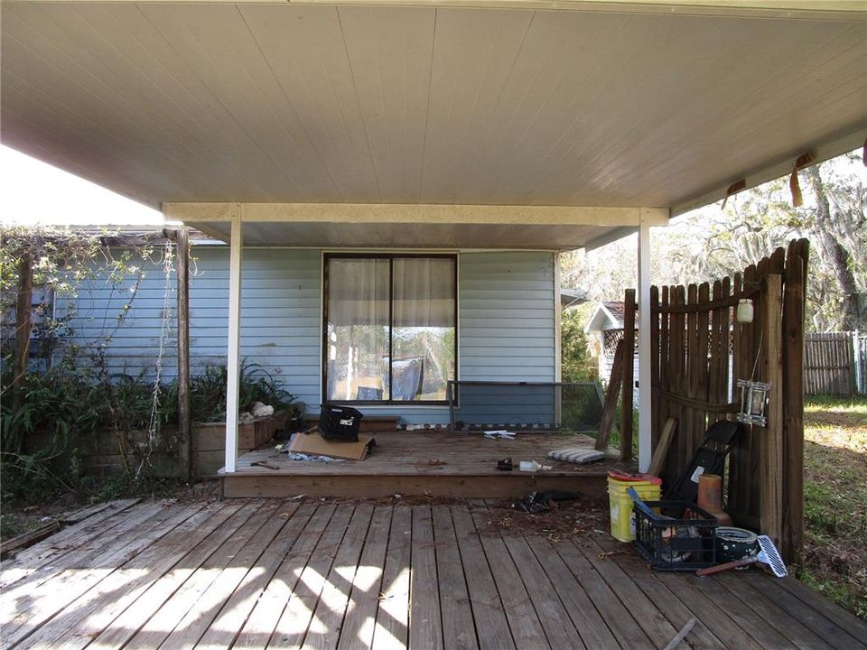 For Sale: $255,000 (3 beds, 2 baths, 1248 Square Feet)