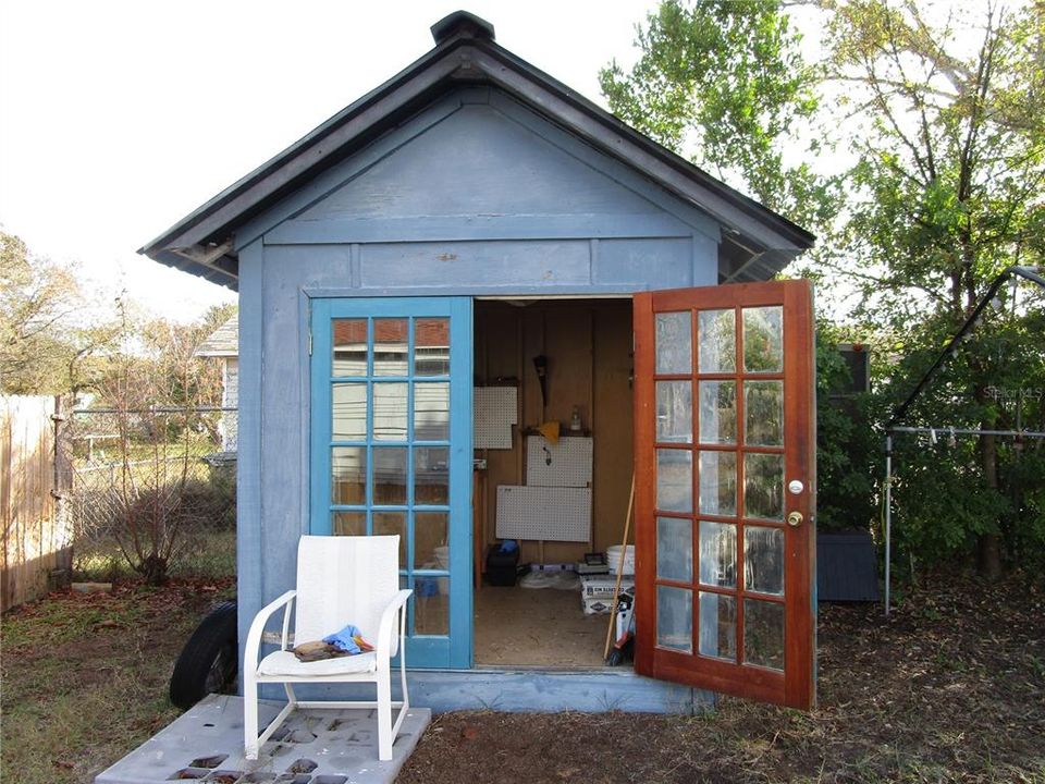 For Sale: $255,000 (3 beds, 2 baths, 1248 Square Feet)