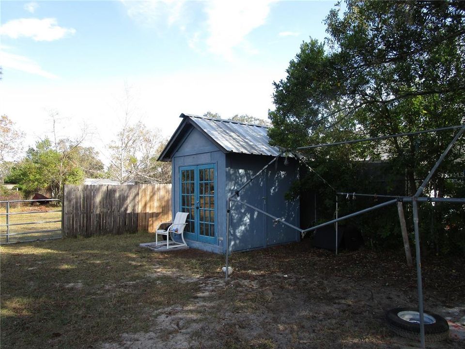 For Sale: $255,000 (3 beds, 2 baths, 1248 Square Feet)