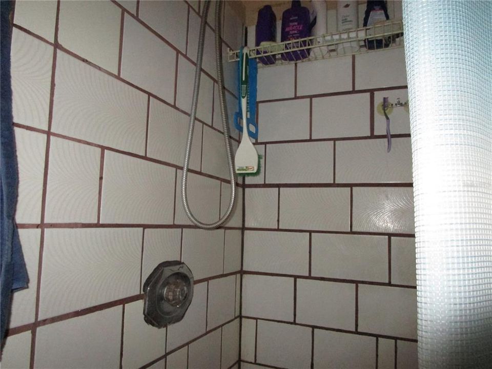 For Sale: $255,000 (3 beds, 2 baths, 1248 Square Feet)