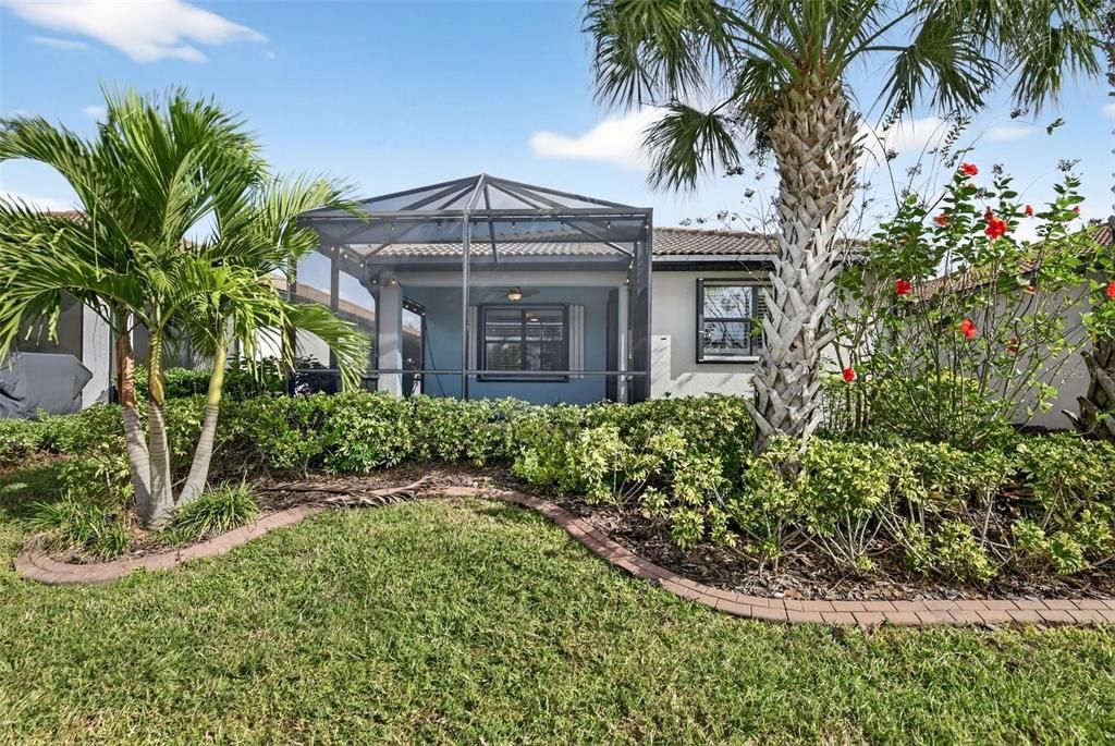 На продажу: $340,900 (2 спален, 2 ванн, 1434 Квадратных фут)