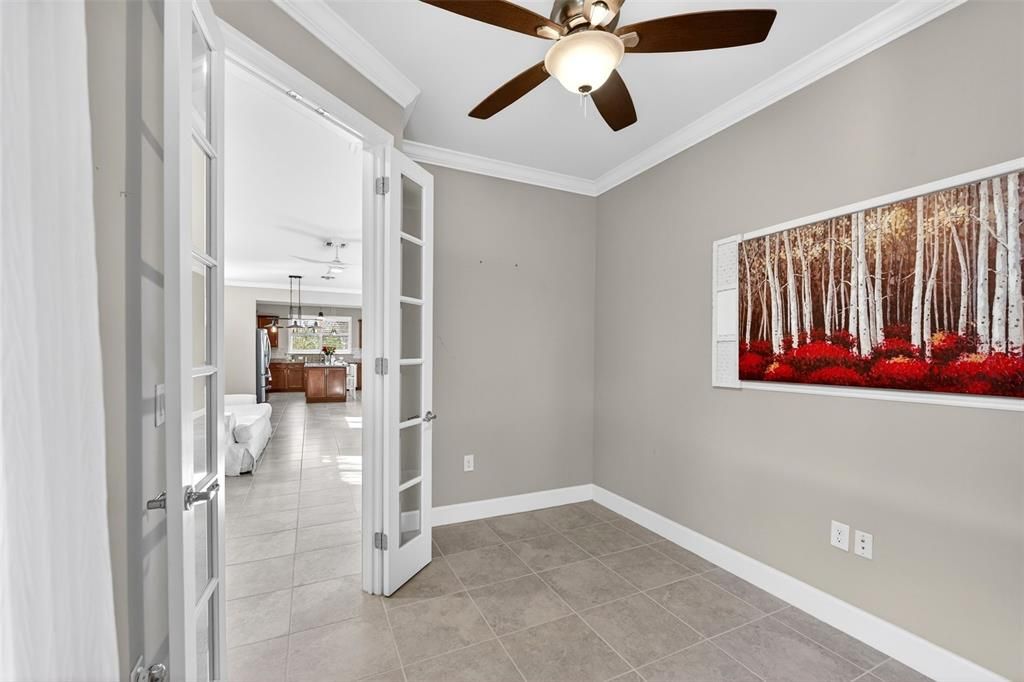 На продажу: $340,900 (2 спален, 2 ванн, 1434 Квадратных фут)