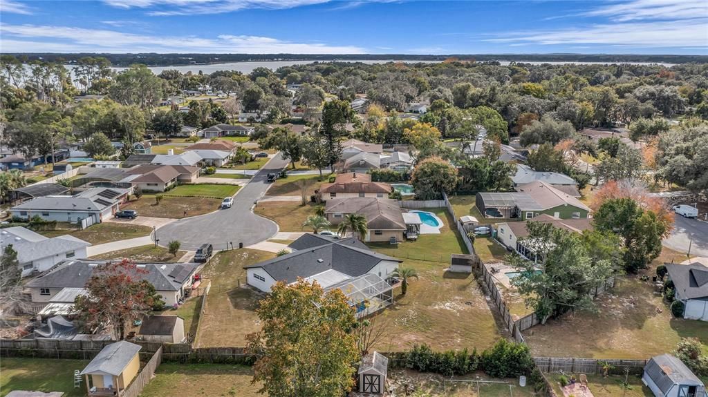 For Sale: $395,000 (3 beds, 2 baths, 1672 Square Feet)