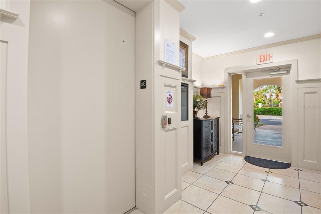 For Sale: $999,000 (3 beds, 2 baths, 2218 Square Feet)