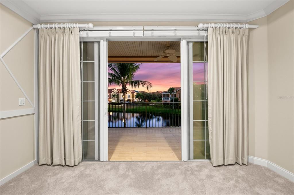 For Sale: $999,000 (3 beds, 2 baths, 2218 Square Feet)